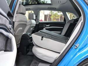 202150 quattro  ηŵ