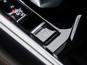 202150 quattro  v܇Ƅ