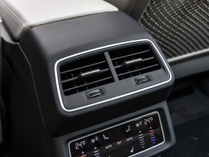 202150 quattro  п؅^