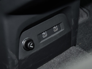 202150 quattro  п؅^