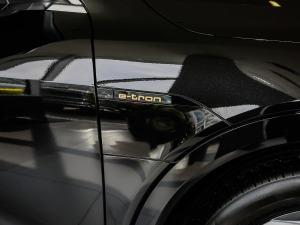 202150 quattro x (ji)^