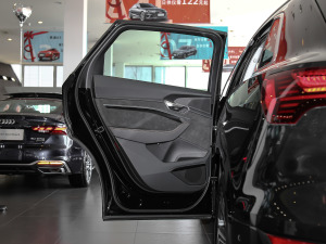 202150 quattro x ܇T