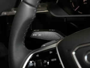 202150 quattro x п؅^