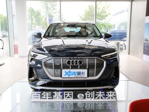 2021��Sportback 55 quattro ���A�� ���w���^