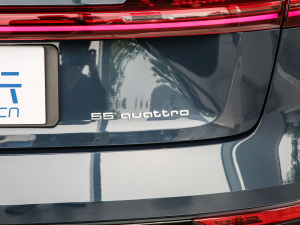2021��Sportback 55 quattro ���A�� �������^