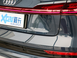 2021��Sportback 55 quattro ���A�� �������^