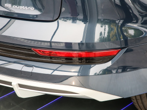 2021��Sportback 55 quattro ���A�� ����(ji��)���^