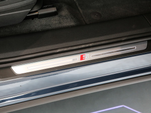 2021��Sportback 55 quattro ���A�� ���g����