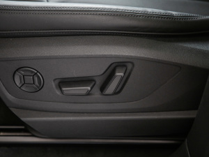 2021��Sportback 55 quattro ���A�� ���g����