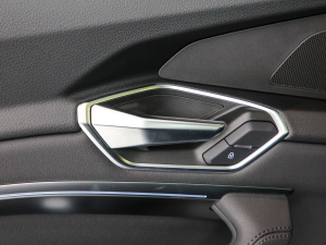 2021��Sportback 55 quattro ���A�� ���g����