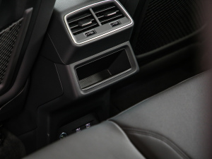 2021��Sportback 55 quattro ���A�� ���g����