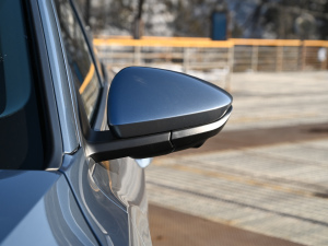 202150 quattro x (ji)^