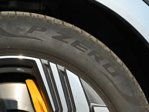 202150 quattro x (ji)^