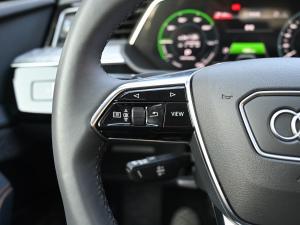 202150 quattro x п؅^