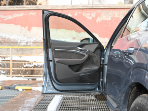 202150 quattro x {λ܇T