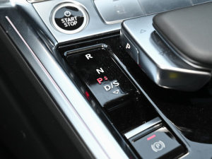 202150 quattro x п؅^