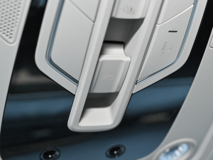 202150 quattro x п؅^