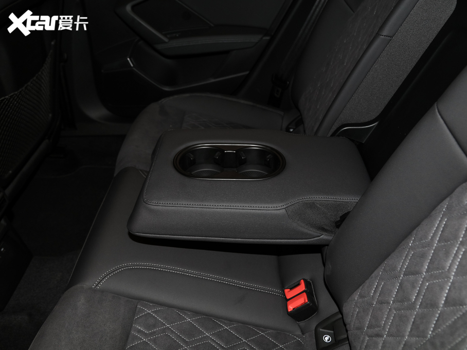 2021WA3 Sportback 35 TFSI r\