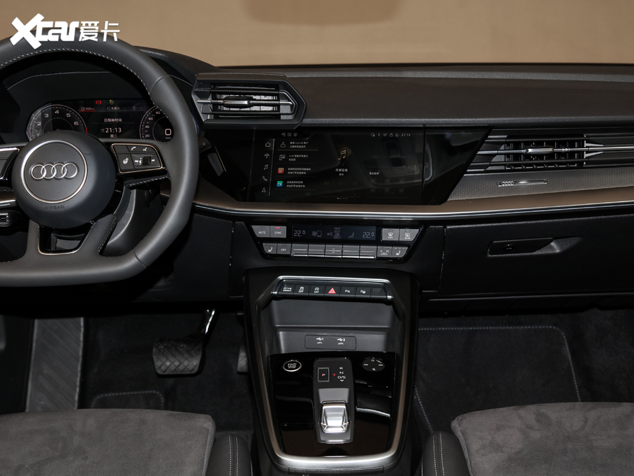 2021WA3 Sportback 35 TFSI r\