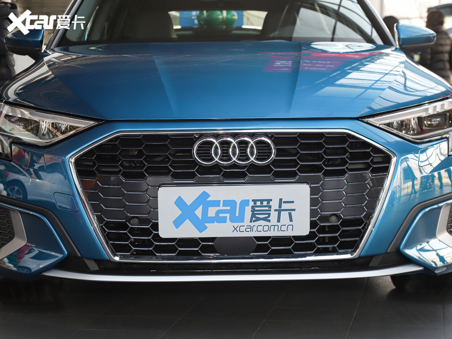 2021WA3 Sportback 35 TFSI r