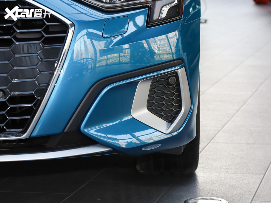 2021WA3 Sportback 35 TFSI r