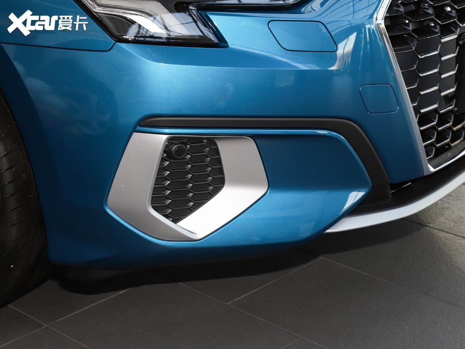 2021WA3 Sportback 35 TFSI r