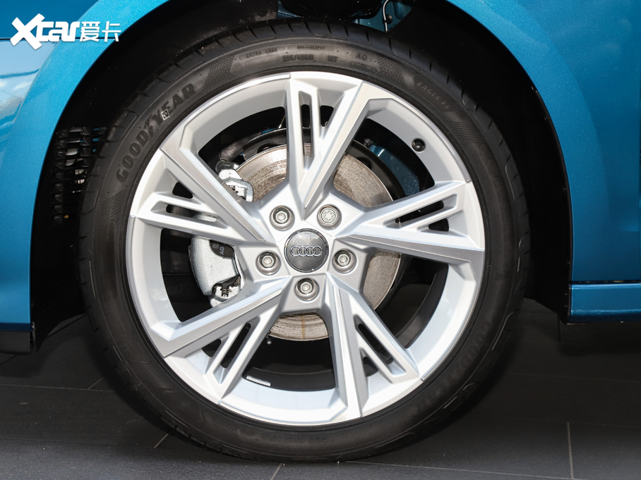 2021WA3 Sportback 35 TFSI r