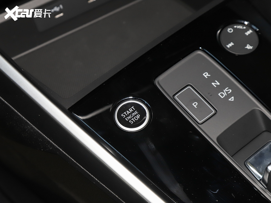 2021WA3 Sportback 35 TFSI r