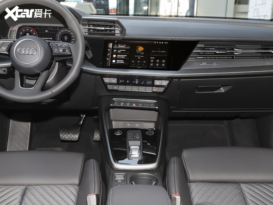 2021WA3 Sportback 35 TFSI r