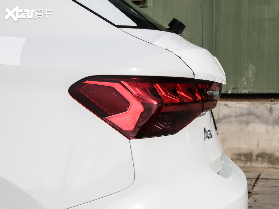 2021WA3 Sportback 35 TFSI Mȡ