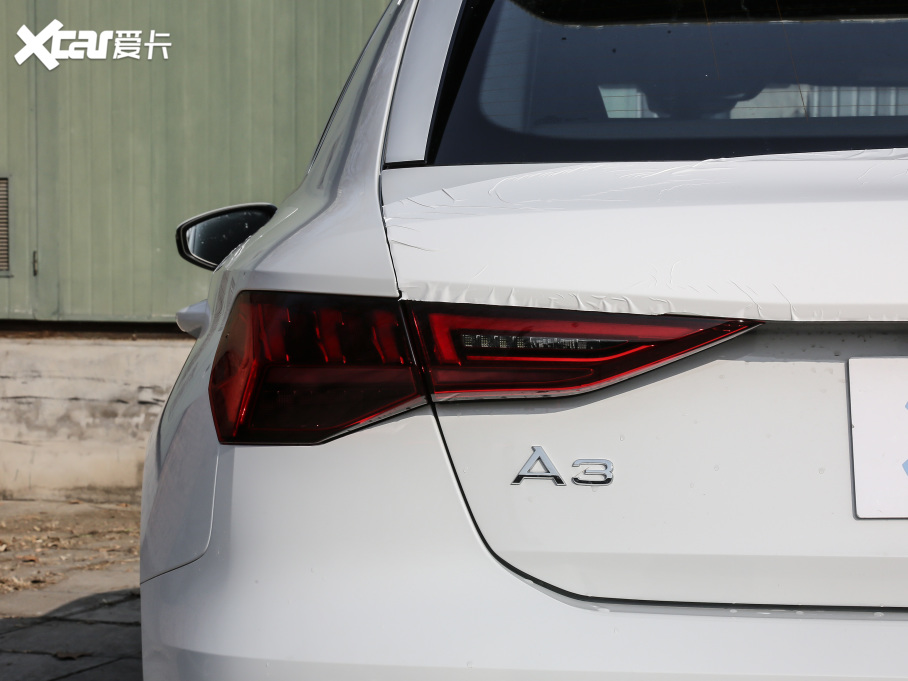 2021WA3 Sportback 35 TFSI Mȡ