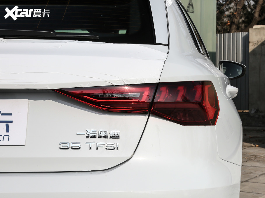 2021WA3 Sportback 35 TFSI M(jn)ȡ