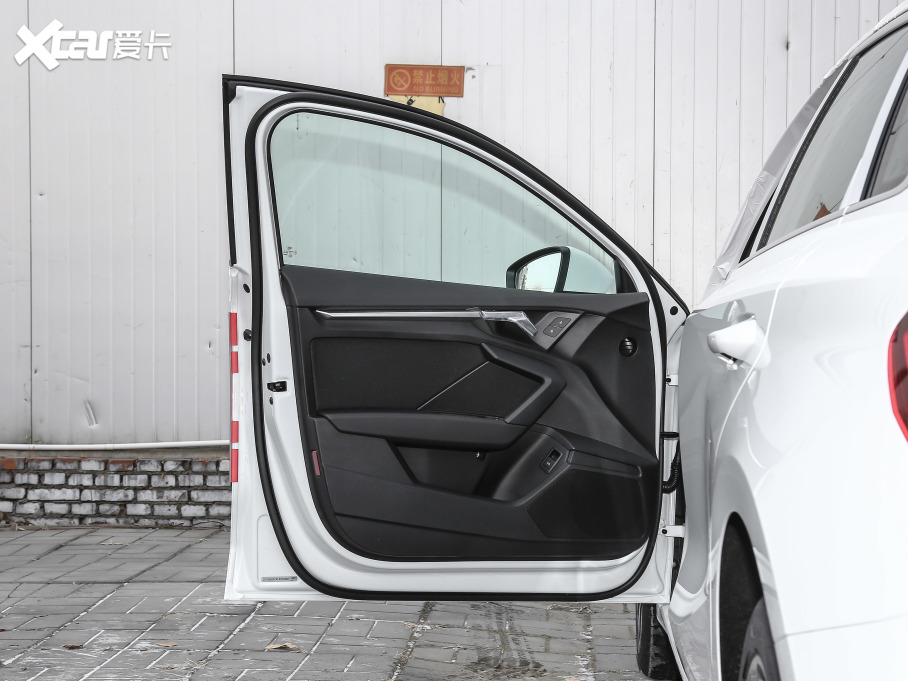 2021?yun)WA3 Sportback 35 TFSI M(jn)ȡ