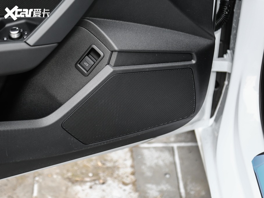 2021WA3 Sportback 35 TFSI M(jn)ȡ