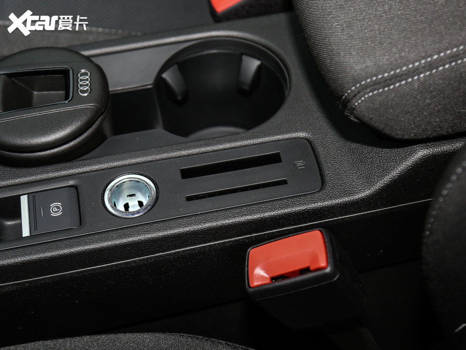 2021WA3 Sportback 35 TFSI Mȡ