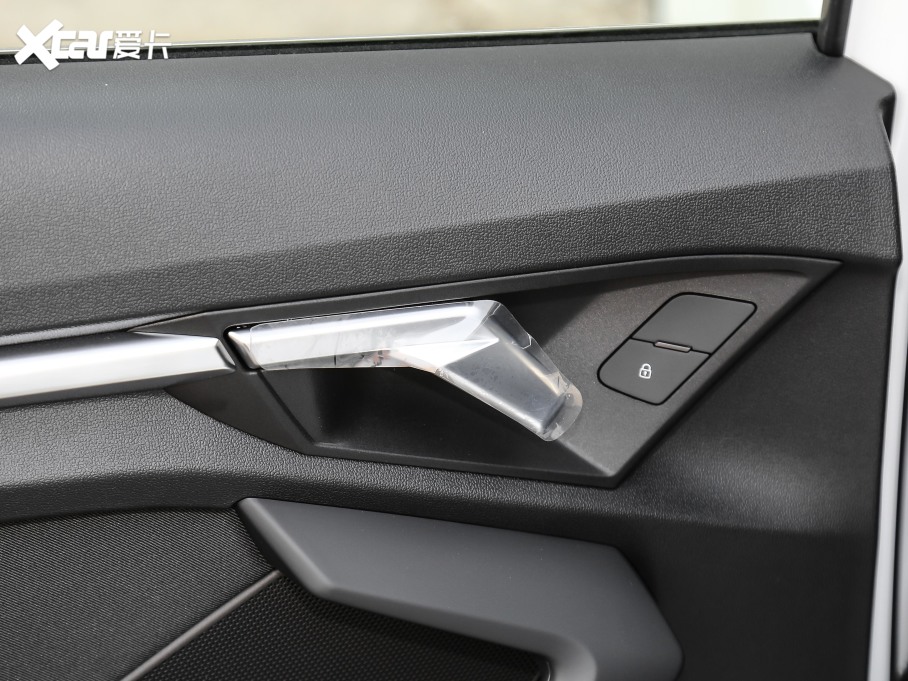 2021WA3 Sportback 35 TFSI Mȡ\