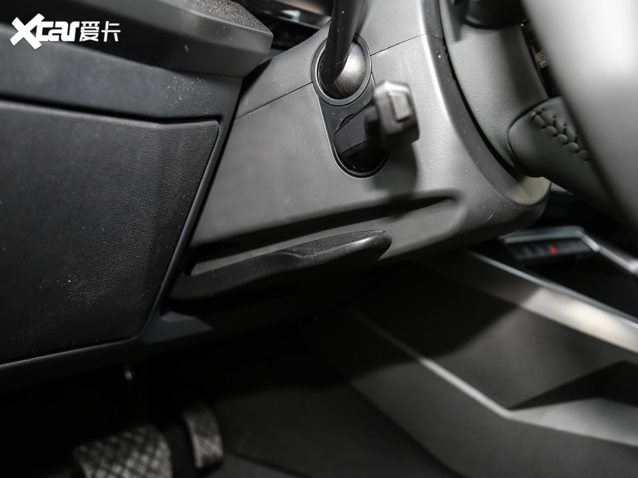 2021WA3 Sportback 35 TFSI Mȡ\