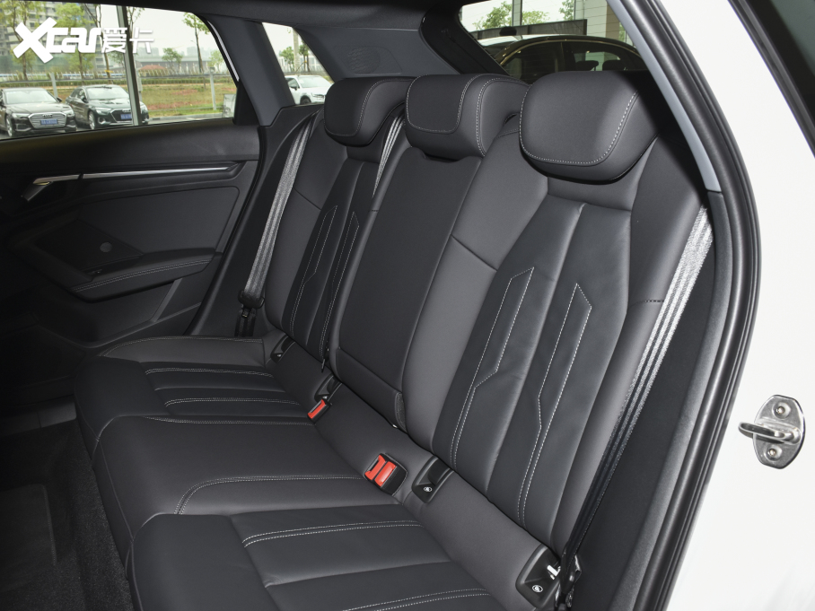 2021?yun)WA3 Sportback 35 TFSI A