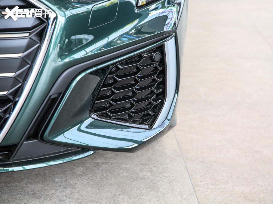 2021?yun)WA3 Sportback 35 TFSI M(jn)ȡ\(yn)(dng)