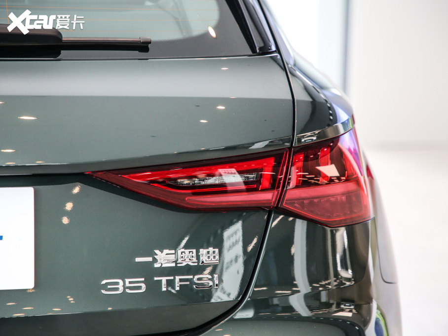 2021WA3 Sportback 35 TFSI Mȡ\