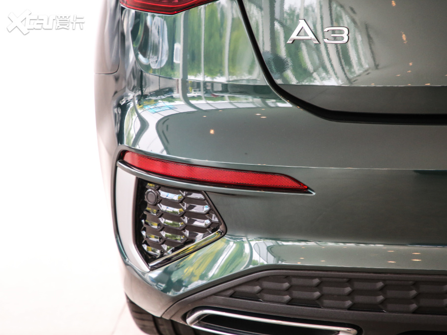 2021WA3 Sportback 35 TFSI M(jn)ȡ\(yn)