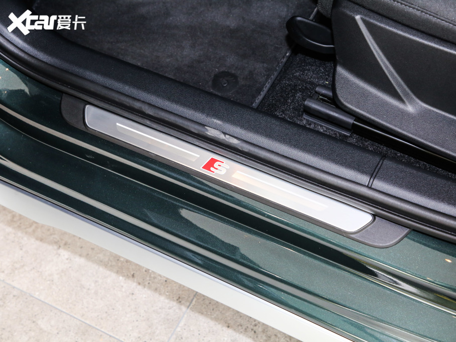 2021WA3 Sportback 35 TFSI Mȡ\