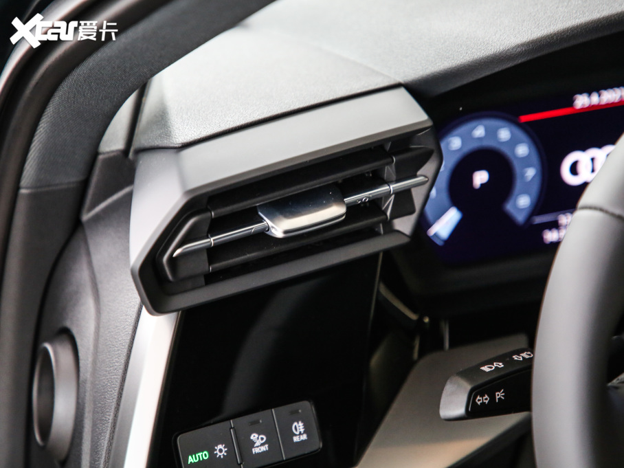 2021WA3 Sportback 35 TFSI Mȡ\