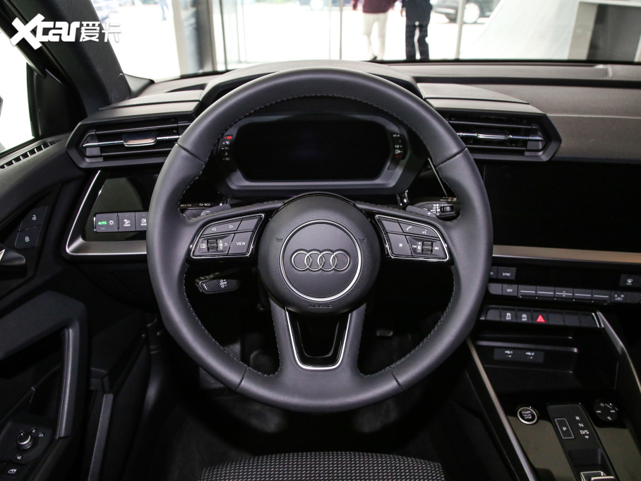 2021WA3 Sportback 35 TFSI Mȡ\