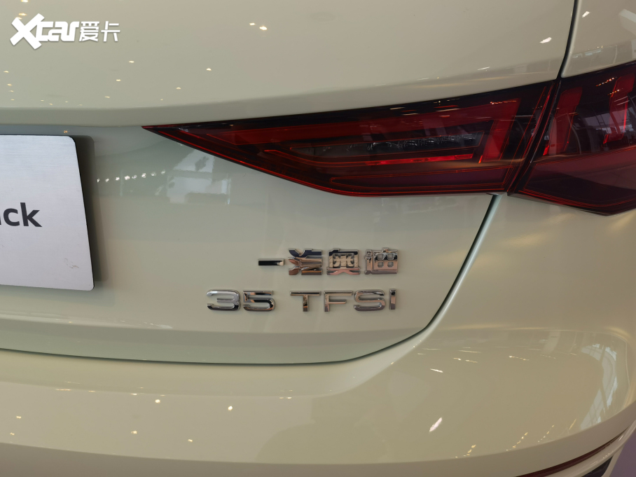 2021WA3 Sportback 35 TFSI Mȡ