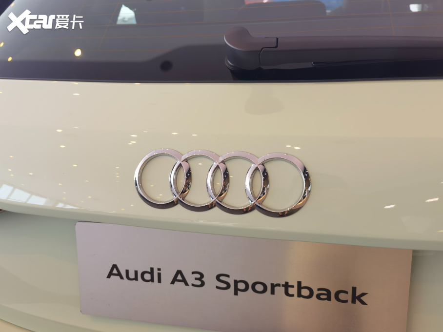 2021WA3 Sportback 35 TFSI Mȡ