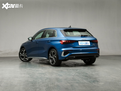 一汽-大眾奧迪2021款?yuàn)W迪A3兩廂