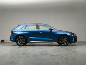2021Sportback 35 TFSI r(sh)\(yn)(dng) w^