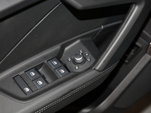 2021Sportback 35 TFSI r\(yn) {܇ƅ^(q)	