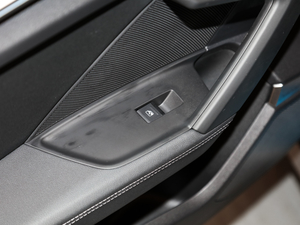 2021Sportback 35 TFSI r\ п؅^